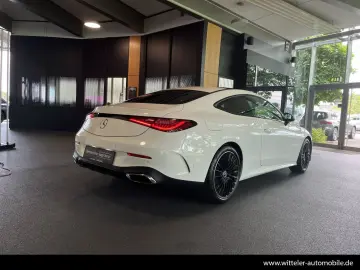 MERCEDES-BENZ CLE 200 Coupé AMG Line LED AHK PANO Ni…