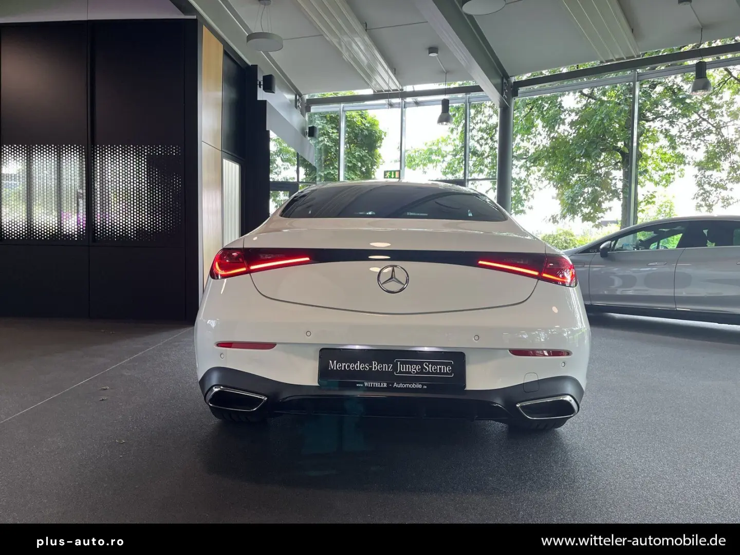 MERCEDES-BENZ CLE 200 Coupé AMG Line LED AHK PANO Ni&hellip;