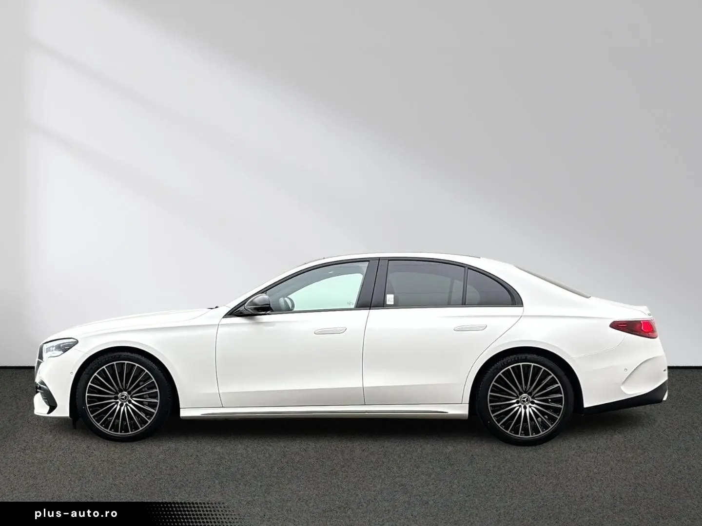 MERCEDES-BENZ E 220 d AMG Night Pano DigitalLight Di&hellip;