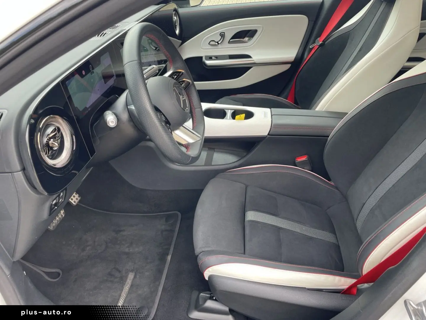 MERCEDES-BENZ CLA 250  EQ AMG PLUS PREMIUM 360 MULTIBEAM AHK