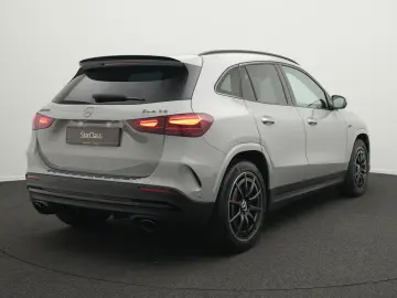MERCEDES-BENZ Mercedes-AMG GLA 35 4MATIC Multi Kamer…
