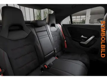 MERCEDES-BENZ CLA 35 AMG 4M Coupé AdvancePlus Night …