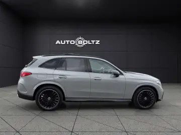 MERCEDES-BENZ GLC 200 4M AMG Pano Night AHK HUD 360