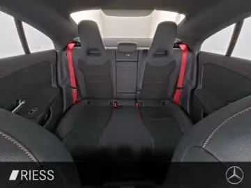 MERCEDES-BENZ CLA 35 AMG 4MATIC Coupé AUT Fernlichtass. Kam.