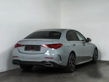 MERCEDES-BENZ C 300 4M AMG-Sport DIGITAL 360 Pano Ni…
