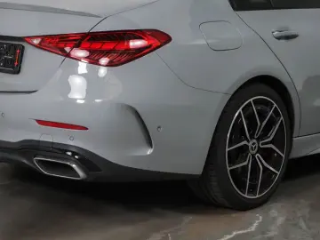 MERCEDES-BENZ C 300 4M AMG-Sport DIGITAL 360 Pano Ni…