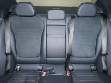 MERCEDES-BENZ C 300 4M AMG-Sport DIGITAL 360 Pano Ni…