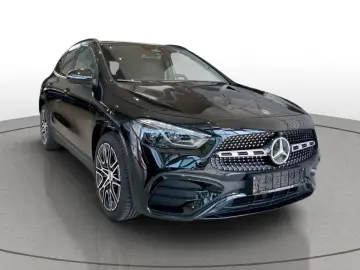 MERCEDES-BENZ GLA 220 d 4M AMG-Line Night AHK DISTRO…