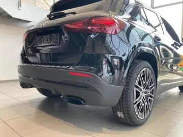 MERCEDES-BENZ GLA 220 d 4M AMG-Line Night AHK DISTRO…