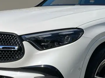 MERCEDES-BENZ GLC 300 de 4M AMG Fahrass WideScreen 360