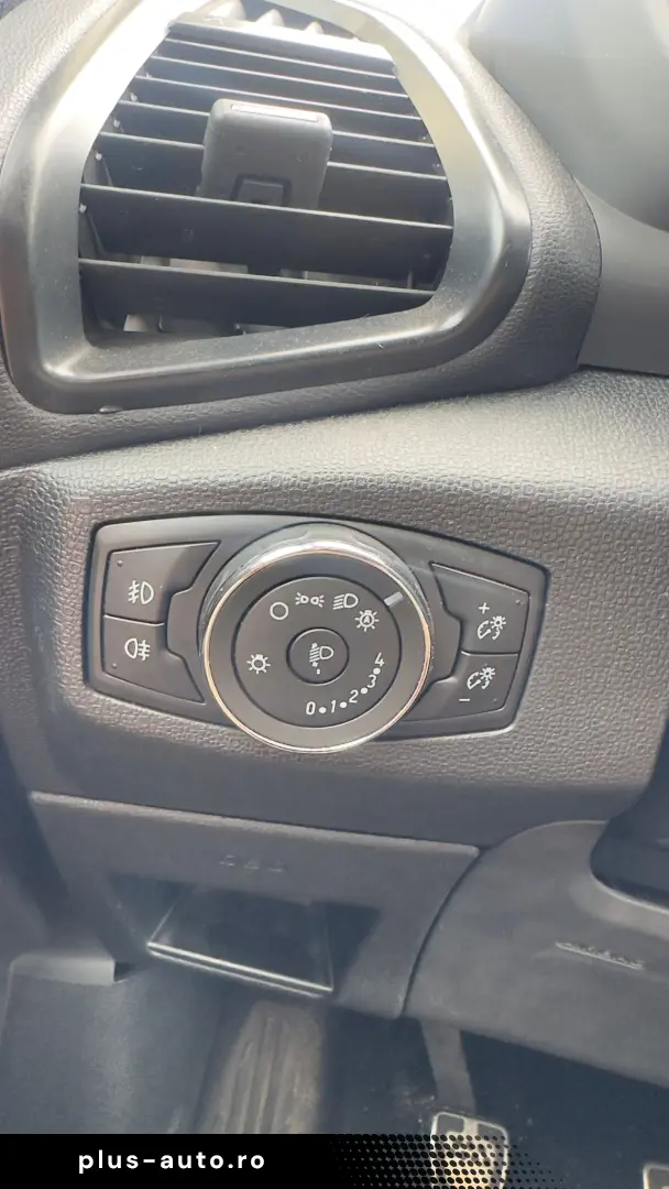 Ford EcoSport ST-Line 140CP LED