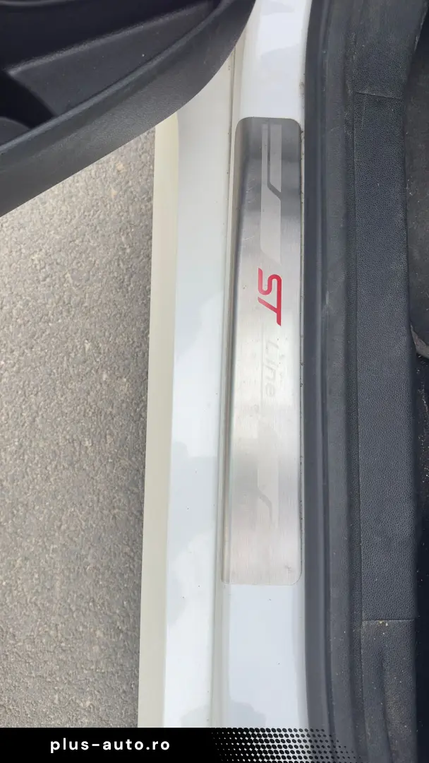 Ford EcoSport ST-Line 140CP LED