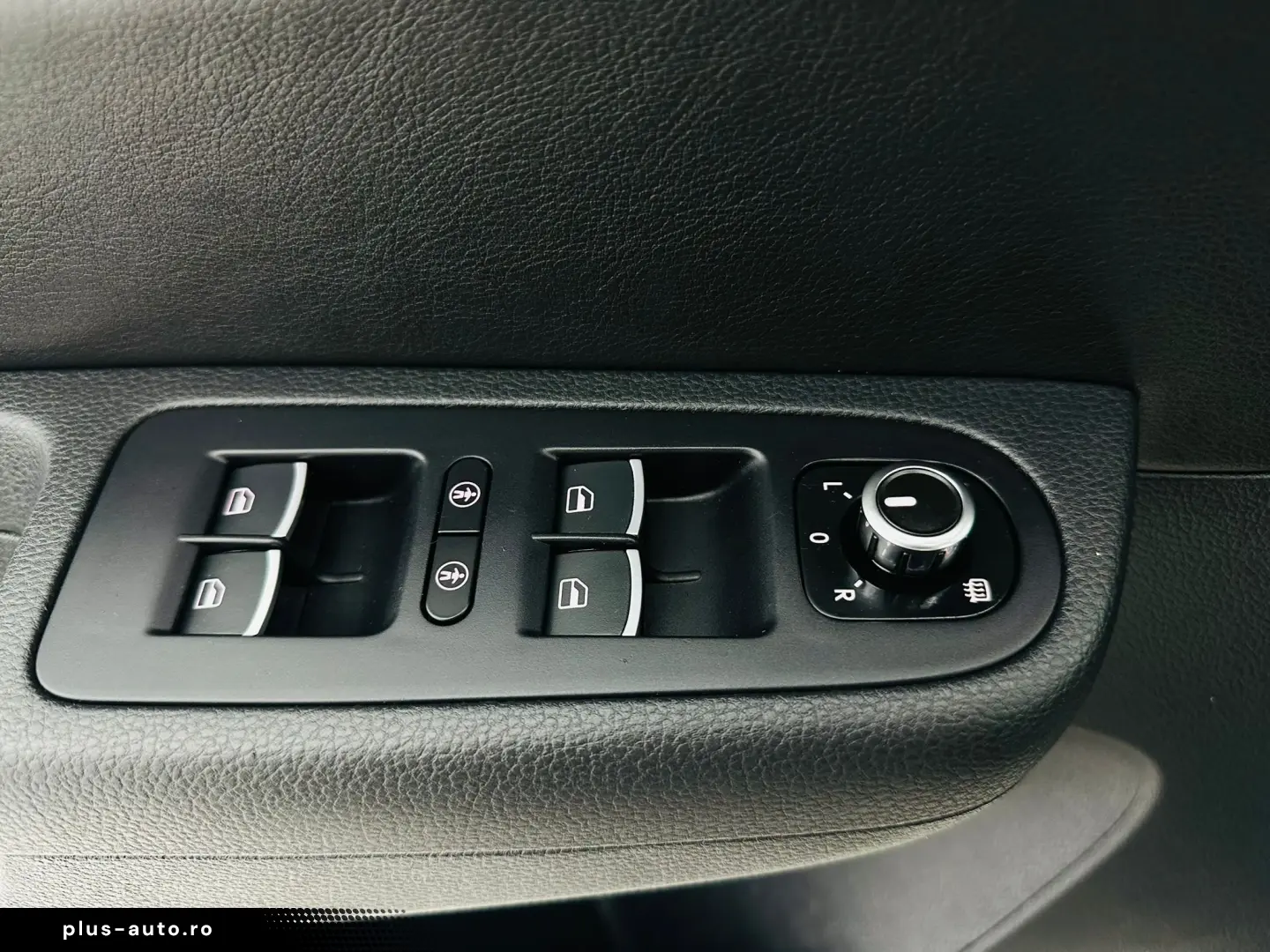VOLKSWAGEN SHARAN 2014 2.0D E5 Garantie 12 Luni Rate Avans 0