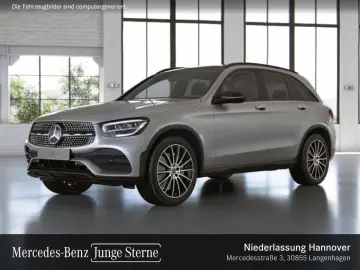 MERCEDES-BENZ GLC 300 de 4M AMG Night Pano Distr LED 360