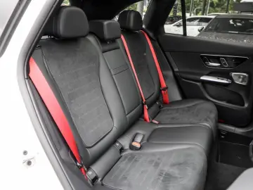 MERCEDES-BENZ GLC 300 de 4M AMG-Sport Technik Pano D…
