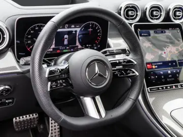 MERCEDES-BENZ GLC 300 de 4M AMG-Sport Technik Pano D…