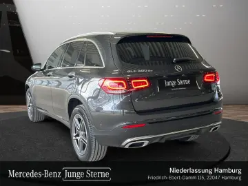 MERCEDES-BENZ GLC 300 de 4M AMG Navi  Dist Tw Pano L…