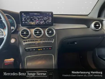 MERCEDES-BENZ GLC 300 de 4M AMG Navi  Dist Tw Pano L…