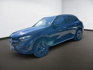 MERCEDES-BENZ GLC 300 e 4MATIC AMG Night Ambi Burm MBUX 360