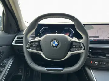 BMW 318d Limousine LED 360  HiFi HUD DA elSi KomZu