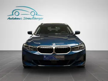 BMW 320d Touring xDrive ACC AHK STHZ SHZ PANO HiFi