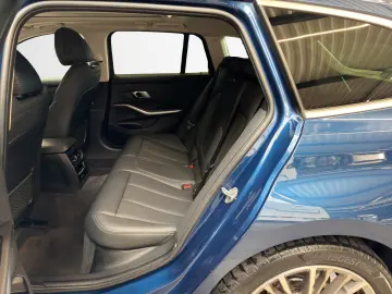 BMW 320d Touring xDrive ACC AHK STHZ SHZ PANO HiFi