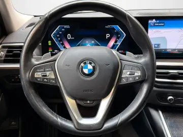BMW 320d Touring xDrive ACC AHK STHZ SHZ PANO HiFi