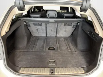 BMW 320d Touring xDrive ACC AHK HiFi LRHZ STHZ PANO