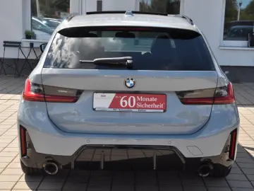 BMW 320 d Touring xDrive M Sport STANDH-PANO-CARBON