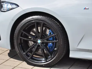 BMW 320 d Touring xDrive M Sport STANDH-PANO-CARBON