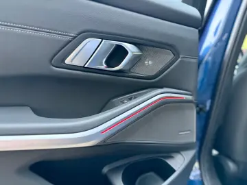 BMW 320 xDrive H&K AHK M-Fahrw. H-UP el. Sports. ACC
