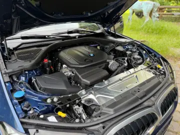 BMW 320 xDrive H&K AHK M-Fahrw. H-UP el. Sports. ACC