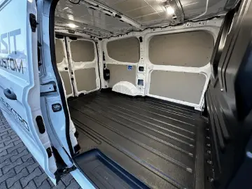 FORD Transit Custom E 320 L1 Trend RWD LED DAB PPS RF