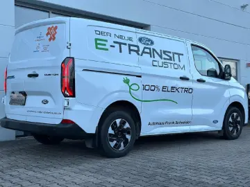 FORD Transit Custom E 320 L1 Trend RWD LED DAB PPS RF
