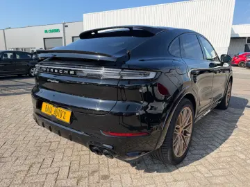 PORSCHE Cayenne Coupe 3.0 E-Hybrid