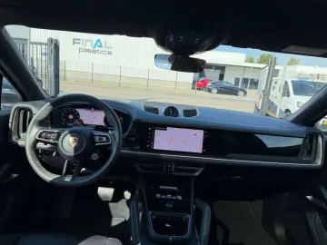 PORSCHE Cayenne Coupe 3.0 E-Hybrid