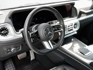 MERCEDES-BENZ G 500 AMG Line