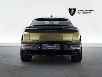 LAMBORGHINI Urus SE   Black painted roof   Verde Gea Lucido