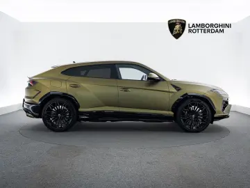 LAMBORGHINI Urus SE I Black painted roof   Xpel Stealth   Ak