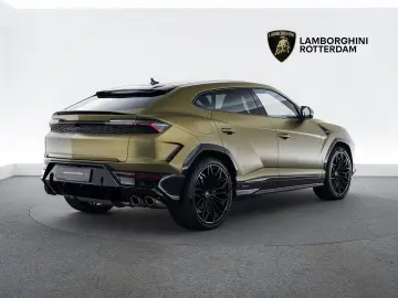 LAMBORGHINI Urus SE I Black painted roof   Xpel Stealth   Ak