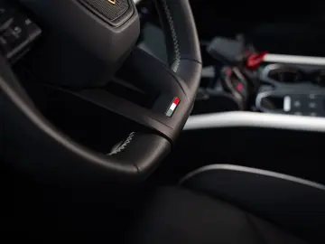 LAMBORGHINI Urus SE I Black painted roof   Xpel Stealth   Ak