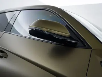 LAMBORGHINI Urus SE I Black painted roof   Xpel Stealth   Ak