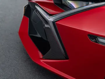 LAMBORGHINI Revuelto Full carbon int. & ext. I Carbon roof I
