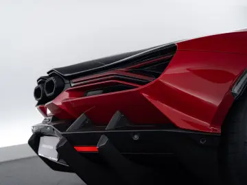 LAMBORGHINI Revuelto Full carbon int. & ext. I Carbon roof I