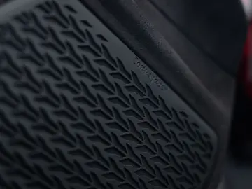 LAMBORGHINI Revuelto Full carbon int. & ext. I Carbon roof I