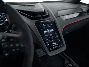 LAMBORGHINI Revuelto Full carbon int. & ext. I Carbon roof I