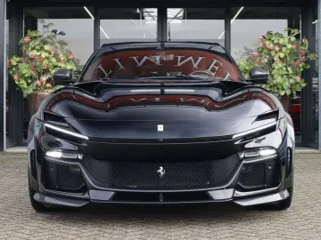 FERRARI Purosangue 6.5 V12   NOVITEC  Carbon in ext.  Li