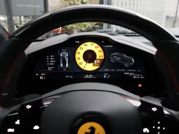 FERRARI Purosangue 6.5 V12   NOVITEC  Carbon in ext.  Li