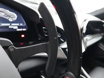 FERRARI Purosangue 6.5 V12   NOVITEC  Carbon in ext.  Li