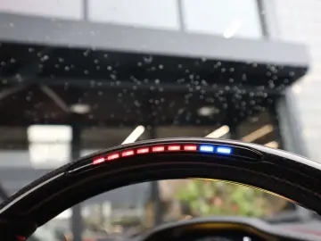 FERRARI Purosangue 6.5 V12   NOVITEC  Carbon in ext.  Li